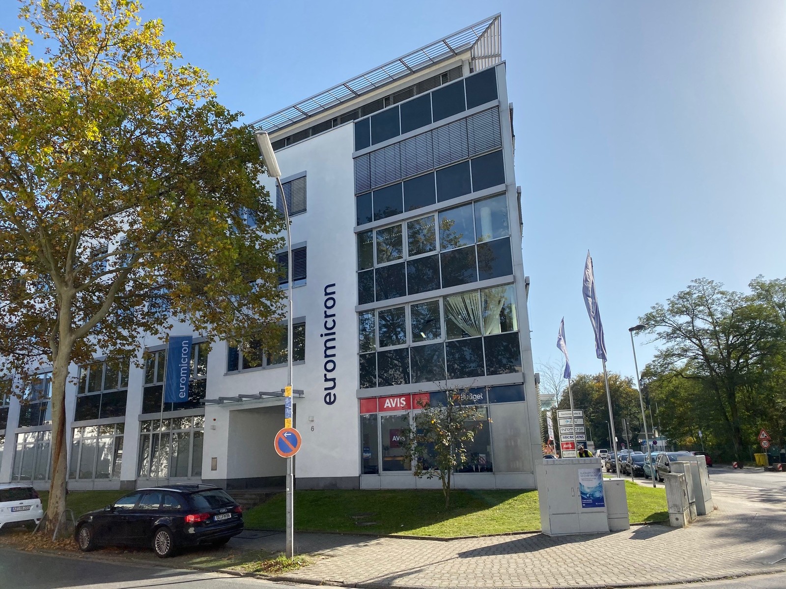 Die Zentrale der Euromicron Deutschland in Neu-Isenburg. Das Unternehmen gehört laut einer aktuellen Marktumfrage zu den Top 25 % der IT-Dienstleister 2020.