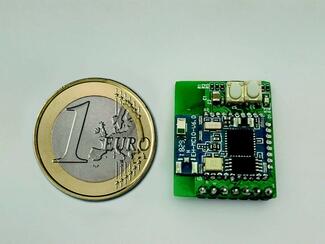 Die Mini-Platine des Funkmoduls ermöglicht es, Geräte „smart“ in IoT-Anwendungen einzubinden.