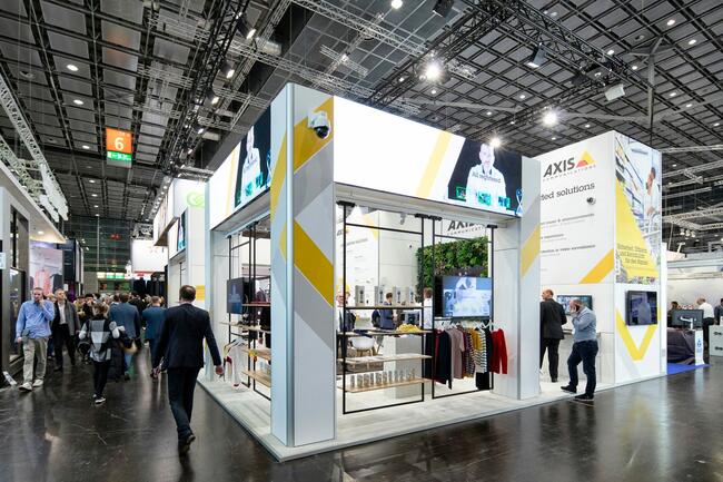 Axis Communications zeigte auf der Eurohhop 2020 intelligente Lösungen für den Erfolg im Einzelhandel, darunter auch die Bekämpfung von Ladendiebstahl.